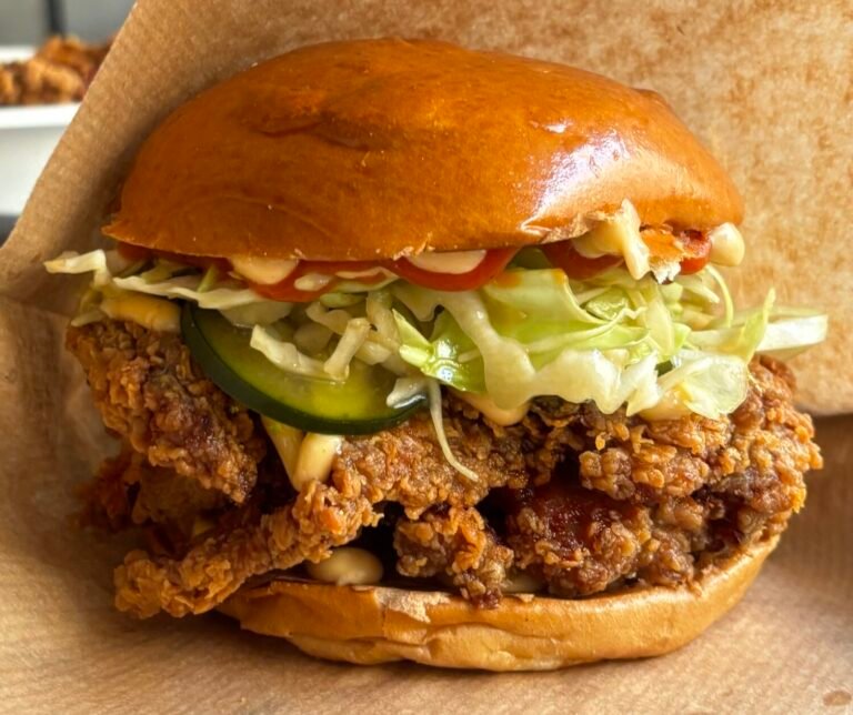 CRISPY CHICKEN SANDWICH